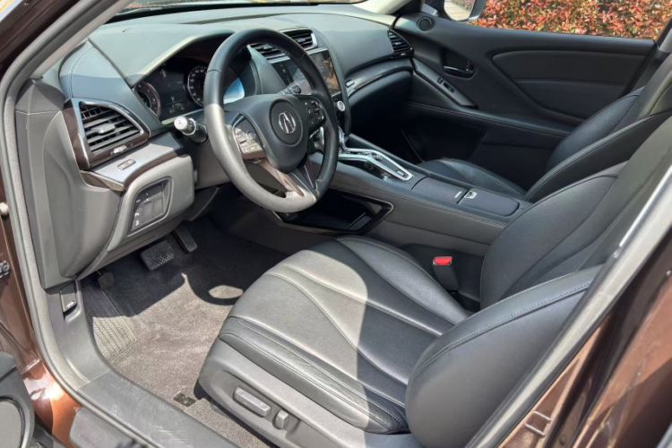 Used Acura CDX 2016 1.5T Two-Wheel Drive Deluxe Edition