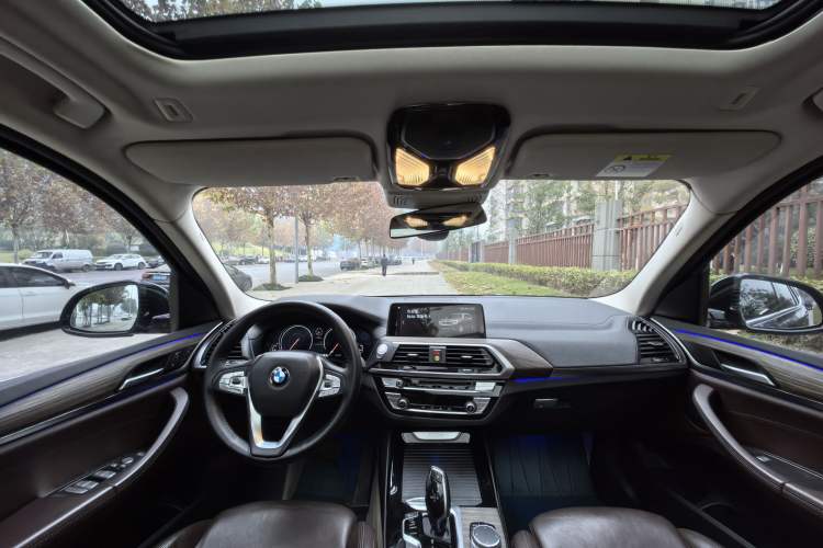 Used BMW X3 2018 xDrive28i Luxury Package China VI Emission Standard
