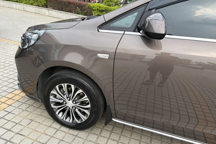 Used Buick GL8 2023 Land Executive Class 652T Luxury Model