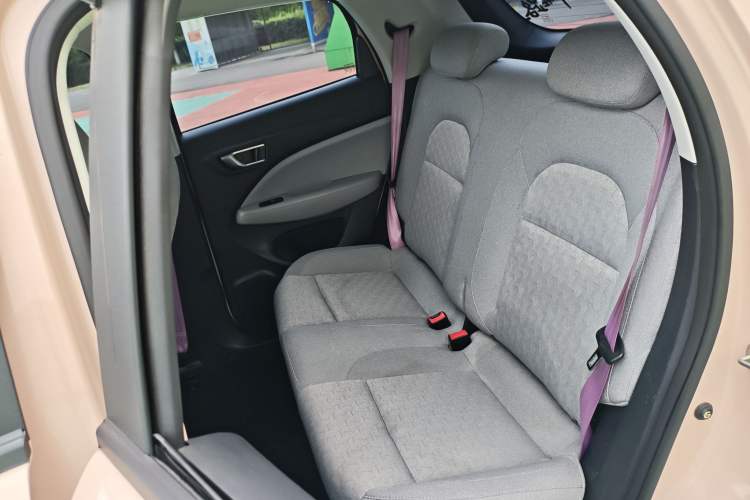 Used Leapmotor T03 2022 Amber Edition Interior 5