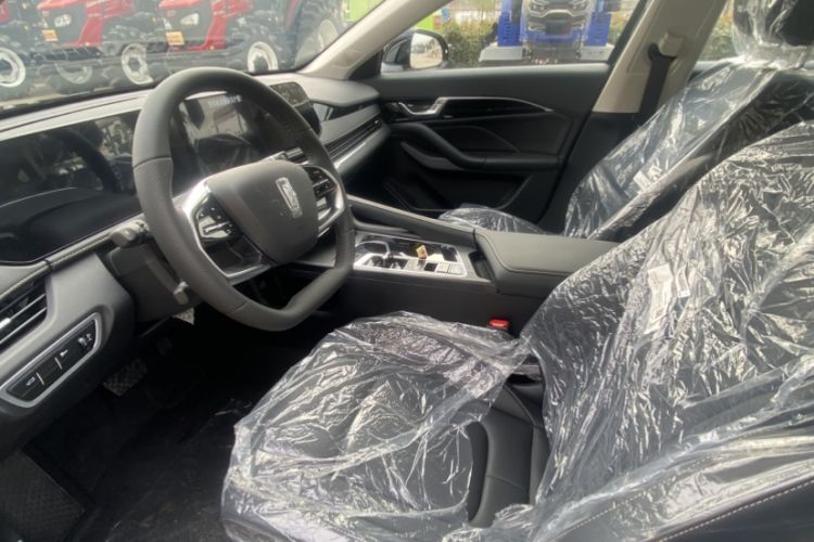 Used Bestune B70 2025 Dragon Edition 1.5T Enjoy Customization Model