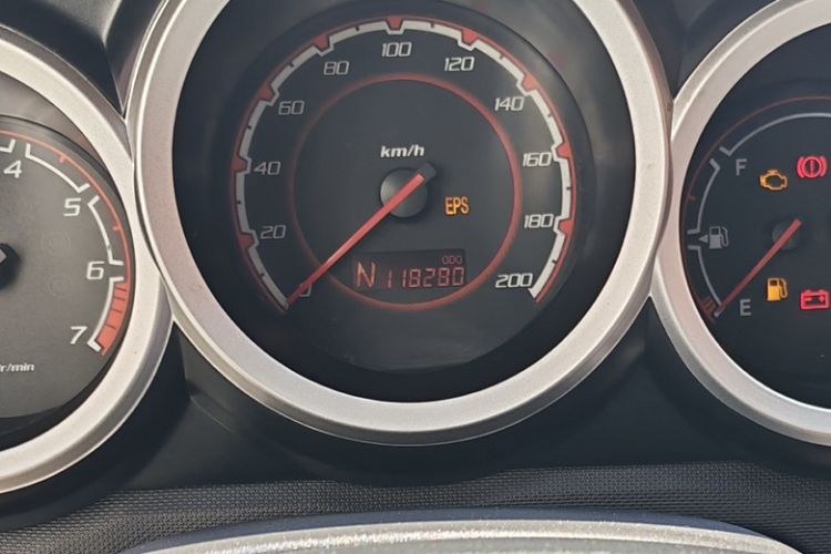 Used Changan CX20 2014 1.4L IMT Sunroof Navigation Version China V Standard