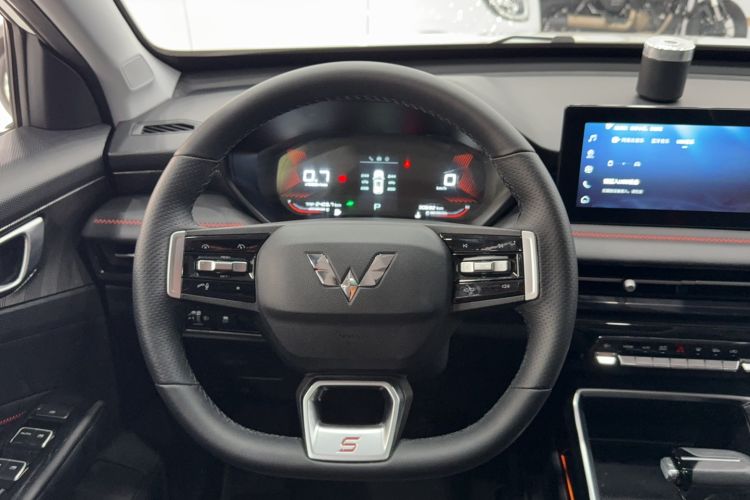 Used Wuling Alvez 2022 1.5T CVT Trendy & Cool Edition