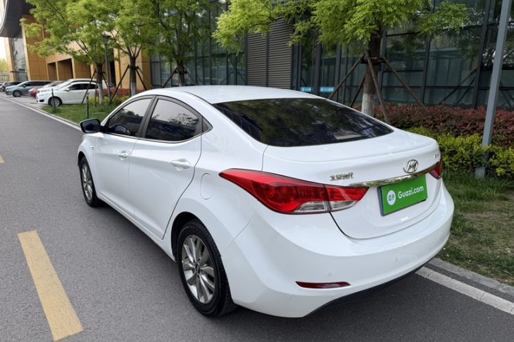 Used Hyundai Elantra (5th Generation / Langdong) 2015 1.6L Automatic Fashion Model
