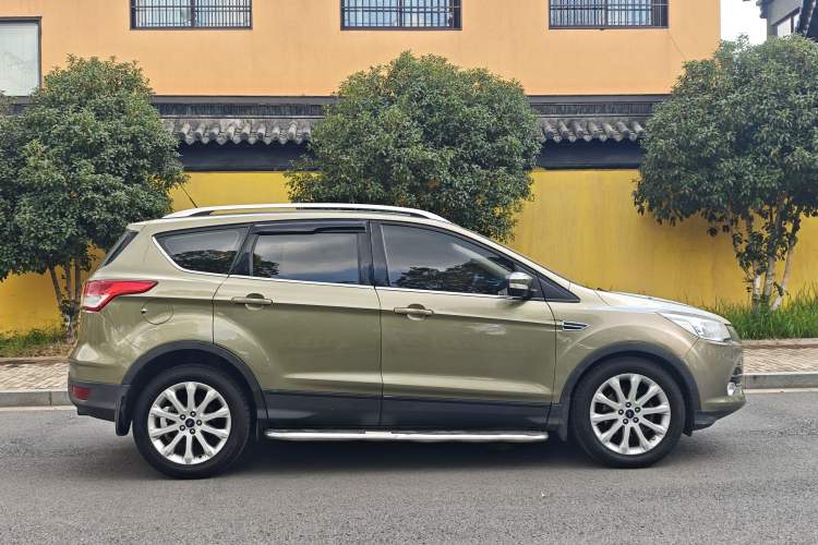 Used Ford Kuga 2015 1.5L GTDi Two-Wheel Drive Fashion Edition
