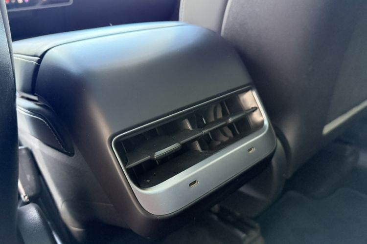 Used Tesla Model Y 2021 Long-Range All-Wheel-Drive Version