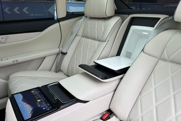 Used Hima Stelato S9 2024 All-Electric Ultra Four-Wheel-Drive Flagship Edition
