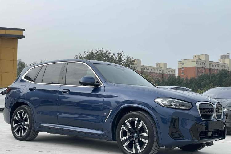 Used BMW iX3 2022 Leading Model