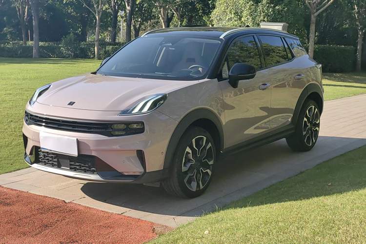 Used Lynk & Co 06 2021 1.5T Shero Pink Special Edition