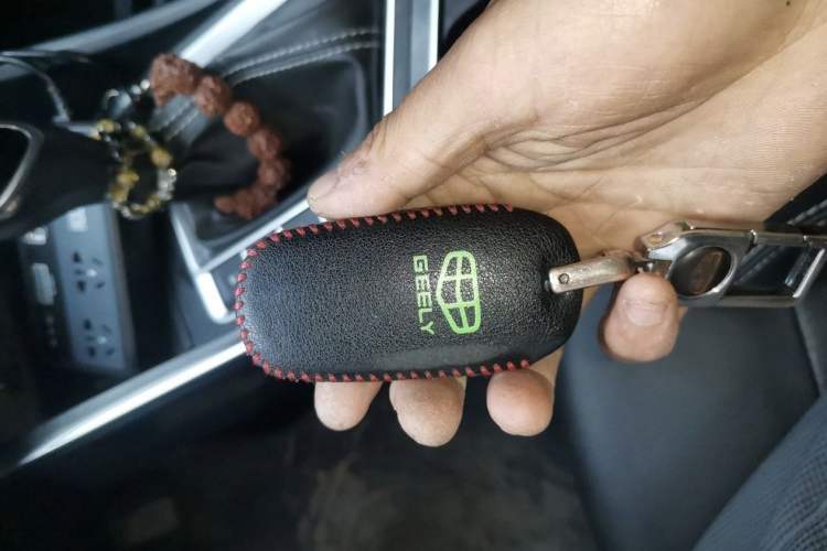 Used Geely Auto Vision X3 2019 Upgraded Model 1.5L CVT Elite Version