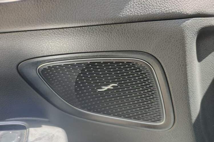 Used Mercedes-Benz C-Class 2024 Restyled C 260 L Sport Edition Interior 4