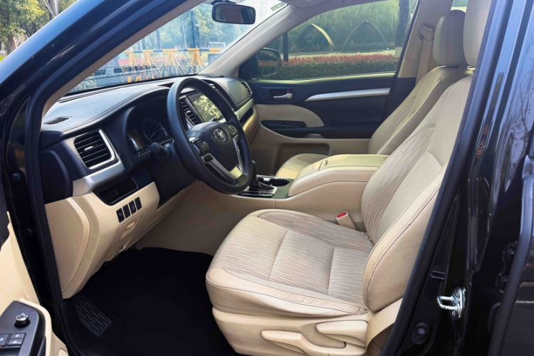 Used Toyota Highlander 2018 2.0T Four-Wheel Drive Elite Edition 7 Seats China V Standard
