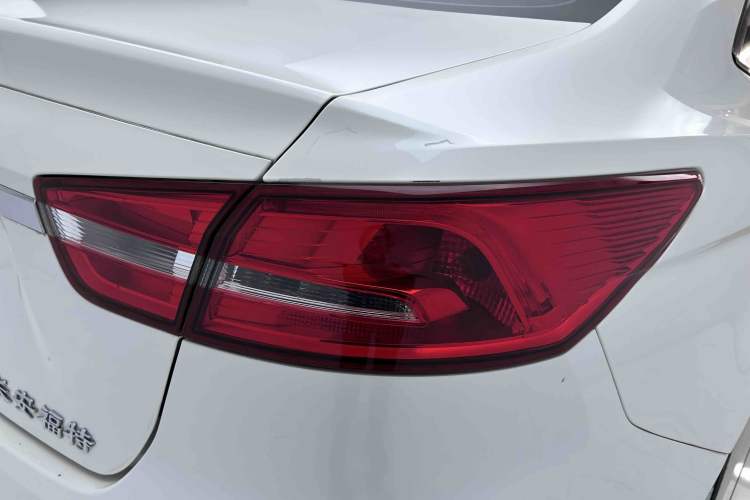 Used Ford Escort 2015 1.5L Automatic Fashion Model