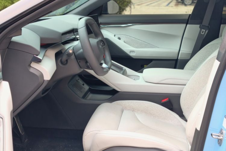 Used XPeng P7 2025 Model—702 Long Range Ultra
