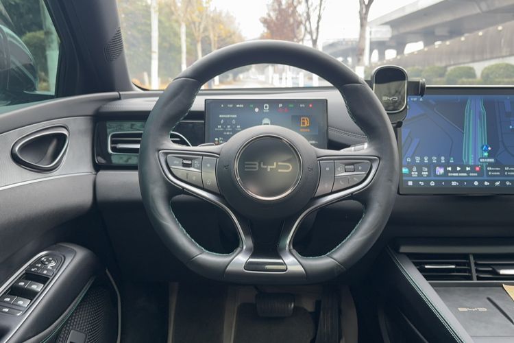 Used BYD Seal 06 New Energy 2025 DM-i Smart Drive 80KM Prestige Model