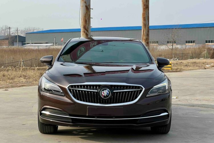 Used Buick LaCrosse 2018 28T Luxury Model