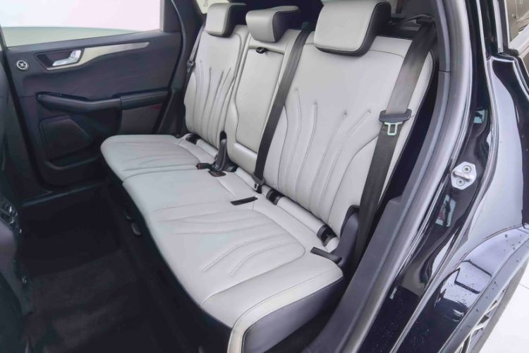 Used Ford Escape 2020 EcoBoost 245 Two-Wheel-Drive Comfort Edition