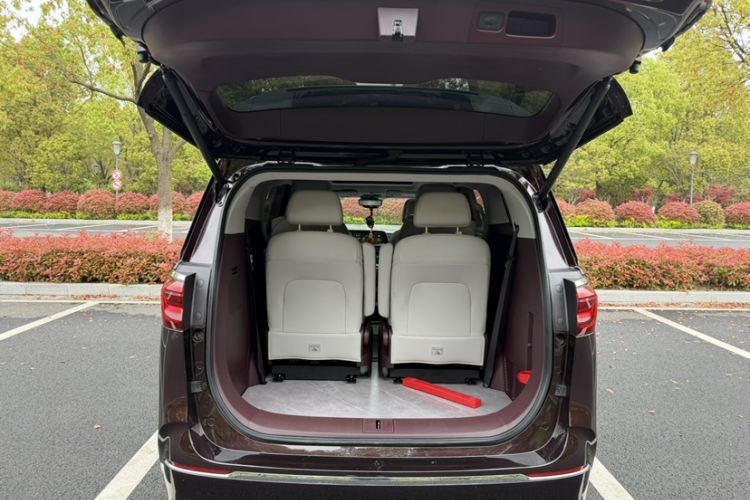 Used Buick GL8 2022 Avenir Aivia Six-Seat Deluxe Edition Trunk