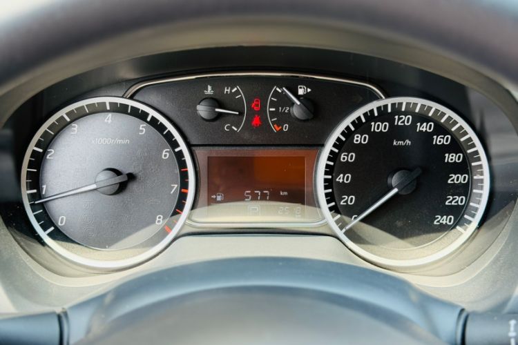 Used Nissan Sylphy 2024 Facelifted Three Classic 1.6XE CVT Comfort Edition Odometer Close Up