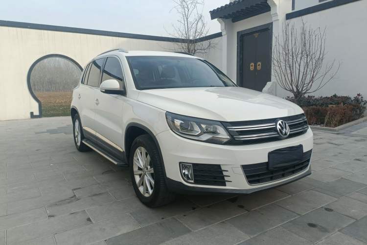 Used Volkswagen Tiguan L 2017 300TSI Automatic Two-Wheel Drive Silk Road Luxury Edition

