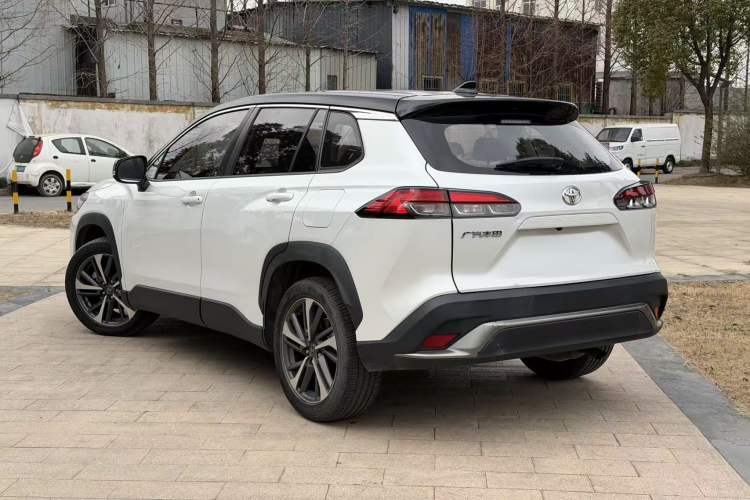 Used Toyota FRONTLANDER 2022 2.0L CVT Luxury PLUS Edition