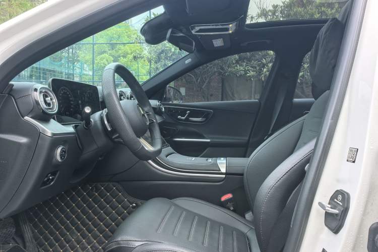 Used Mercedes-Benz C-Class 2025 C 260 L Sport Edition Exterior 3