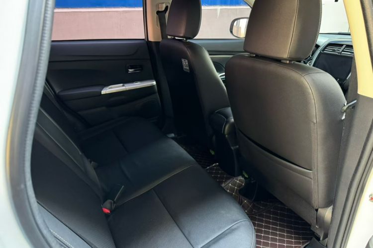 Used Mitsubishi ASX 2018 2.0L CVT Two-Wheel Drive Deluxe Edition