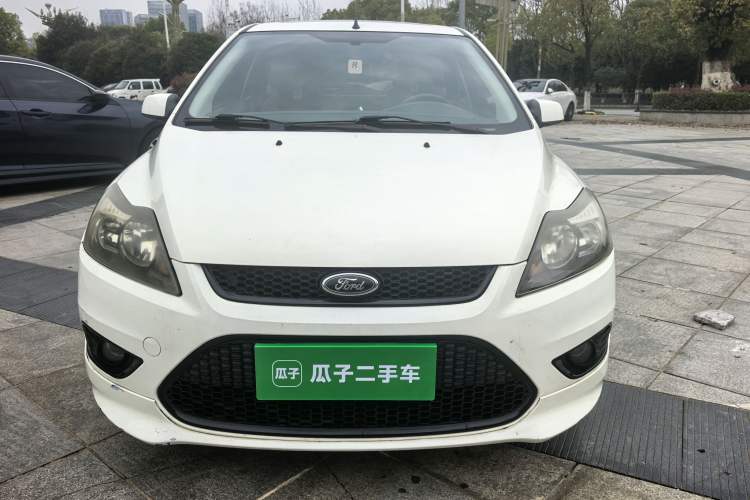 Used Ford Focus 2013 Hatchback Classic 1.8L Automatic Fashion Edition