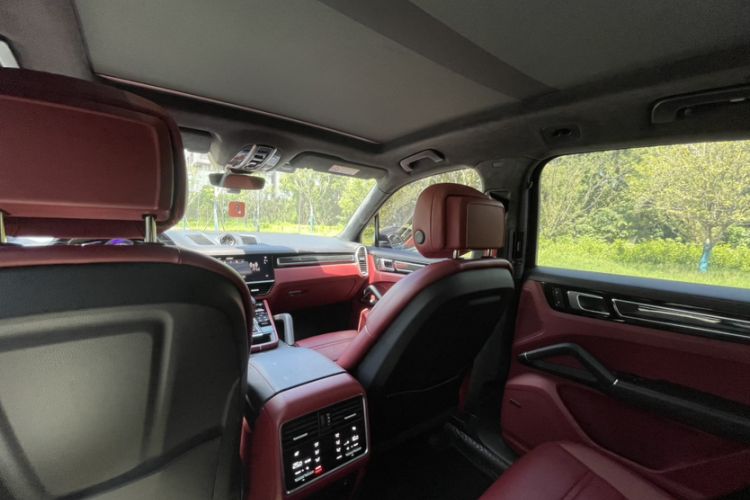 Used Porsche Cayenne E-Hybrid 2023 Cayenne E-Hybrid 2.0T Platinum Edition