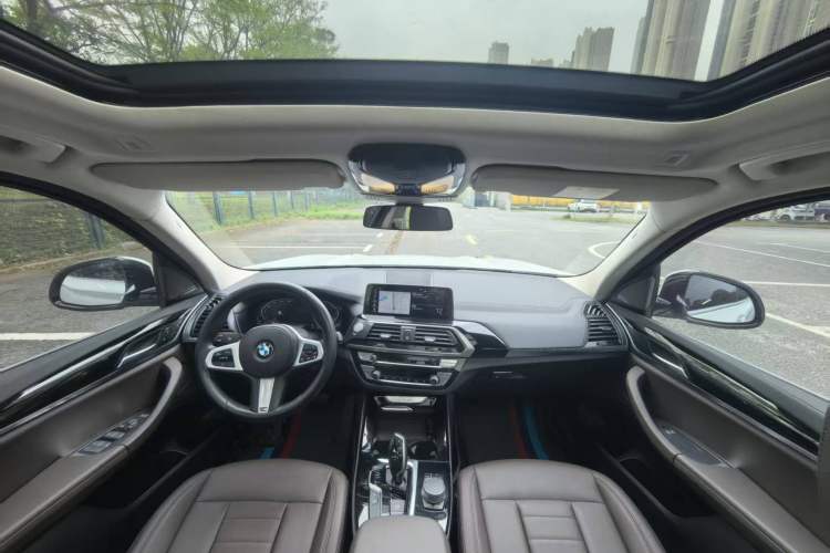 Used BMW X3 2020 xDrive25i M Sport Package Interior 6