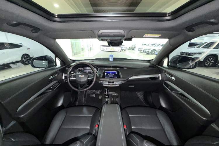 Used Cadillac XT4 2023 28T Two-Wheel Drive Prestige Version