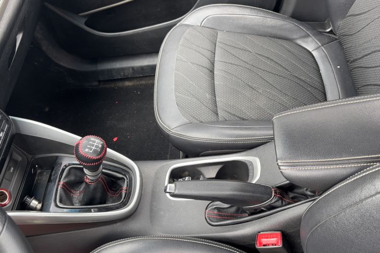 Used Baojun 510 2017 1.5L Manual Fashion Model
