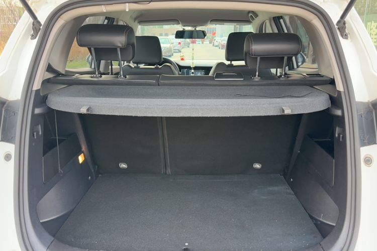 Used CHANGAN CS15 2019 1.5L Manual Entry-Level Version China VI Standard Trunk