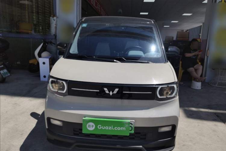 Used Wuling Hongguang MINIEV 2022 Macaron Premium Model – Lithium Iron Phosphate