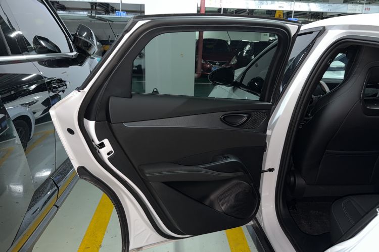 Used BYD Seal 06 New Energy 2025 DM-i Smart Drive 80KM Luxury Model Interior 2