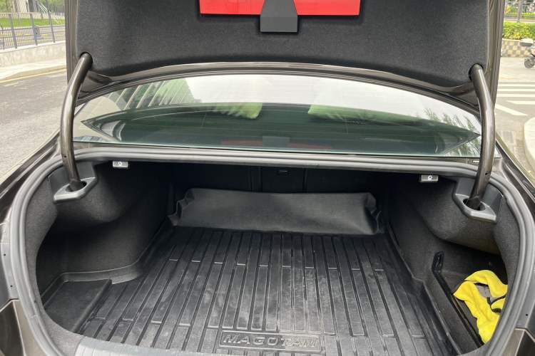 Used Volkswagen Magotan 2017 380TSI DSG Luxury Model Interior 6