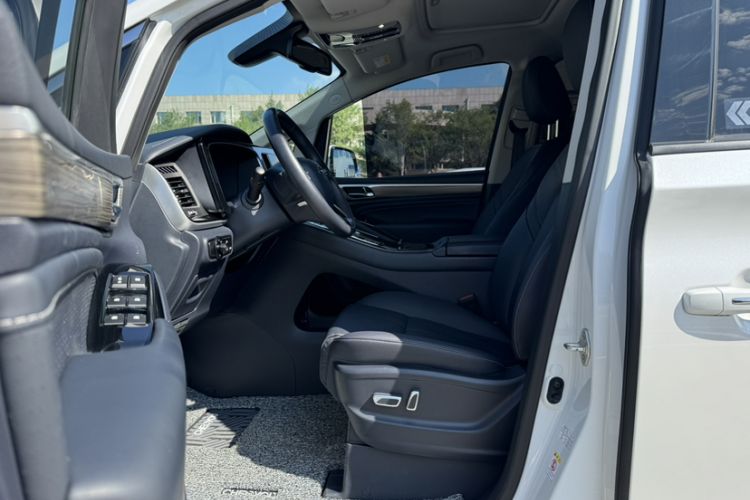 Used GAC Trumpchi M8 2023 Lingxiu Series 390T Prestige Edition