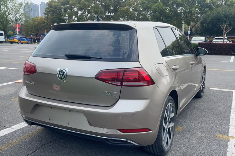 Used Volkswagen Golf 2020 Zhiai Edition 280TSI DSG Comfort Model Rear Right 45 Deg