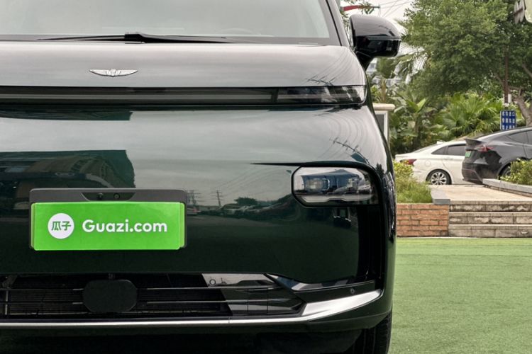 Used Geely Galaxy LEVC L380 2024 140-Degree 6-Seater All-Wheel-Drive Ultra Left Front Headlight