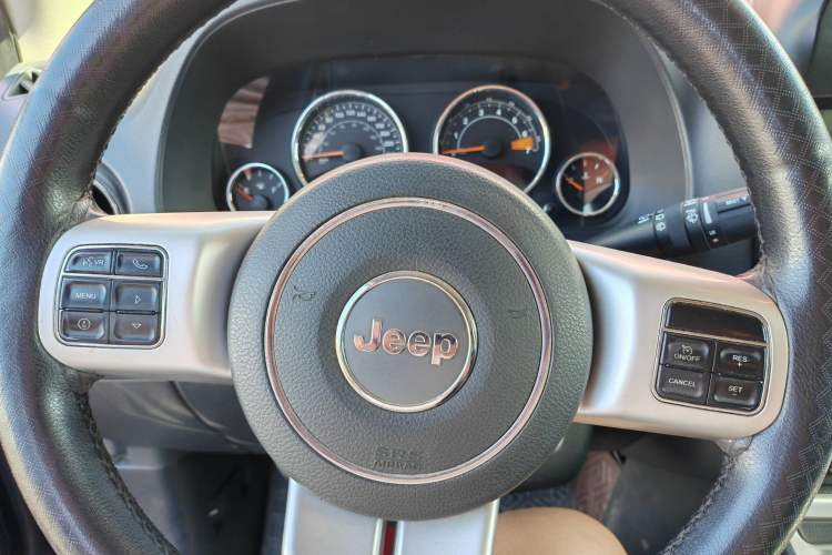 Used Jeep Compass 2014 Revised Version 2.4L Four-Wheel Drive Comfort Edition