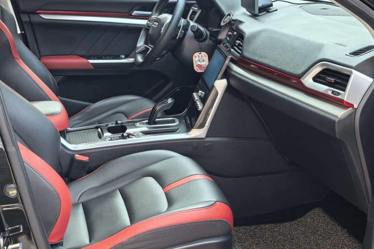 Used Haval H4 2019 1.5 GDIT DCT Ultra-Luxury Smart Connectivity Model China VI Standard
