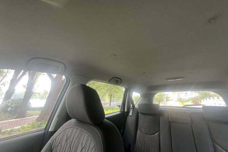 Used Land X8 2014 Explorer Edition 2.4L Gasoline 4x4 Luxury Model
