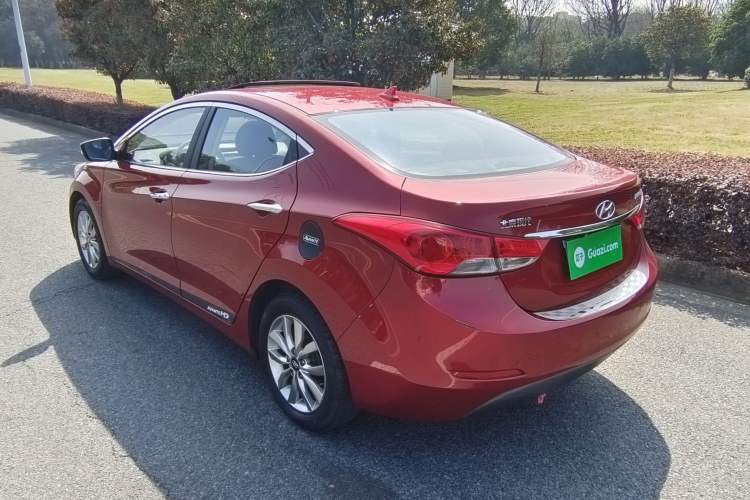 Used Hyundai Elantra (5th Generation / Langdong) 2015 1.6L Manual Leading Model