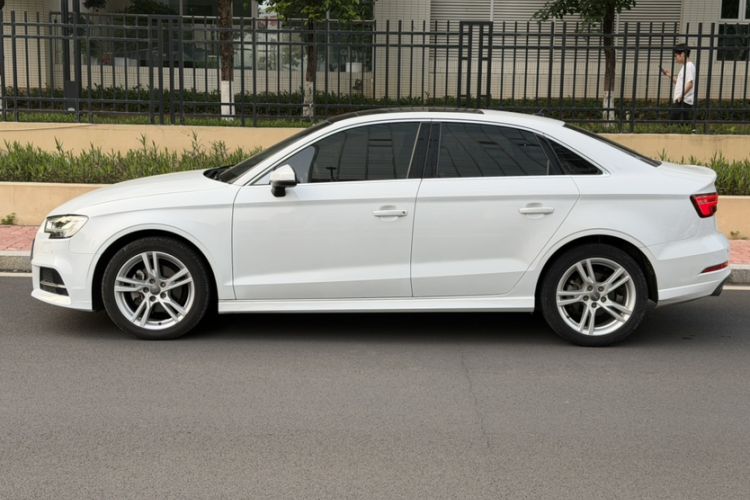 Used Audi A3 2020 Limousine 35 TFSI Fashion Edition China VI Emission Standard