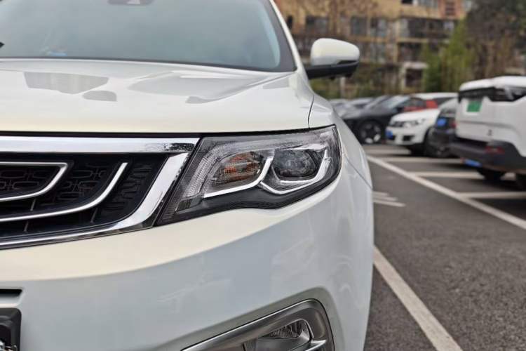 Used Geely Auto Emgrand X7 Sport 2016 1.8TD Automatic ZhiZun Version
