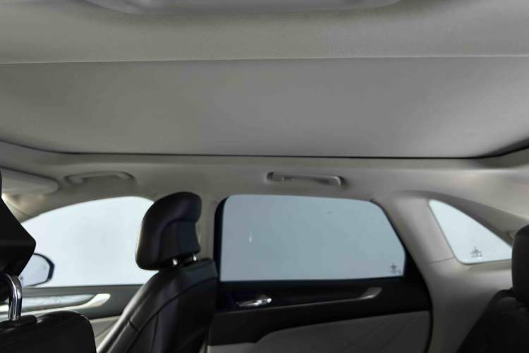 Used Lincoln MKC 2017 2.0T Four-Wheel Drive Zunya Edition Headliner