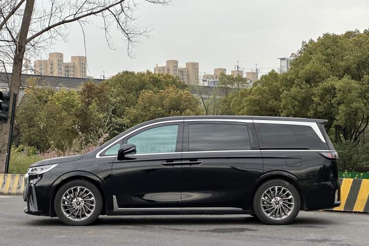 Used VOYAH Dream 2022 Low-Carbon Edition Dream+ Smart Enjoyment Package Exterior 4