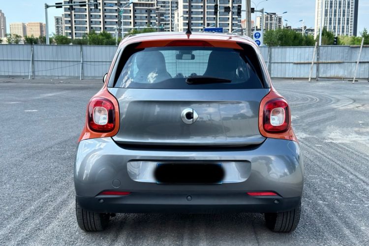 Used smart forfour 2016 0.9T 66 kW Pioneer Edition
