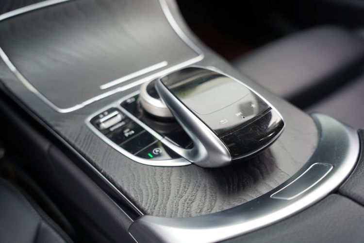 Used Mercedes-Benz C-Class 2017 C 180 L Sport Edition Interior 14