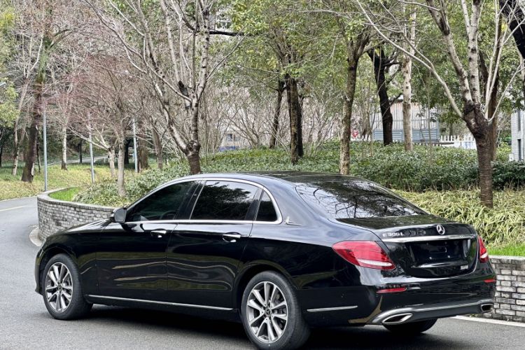 Used Mercedes-Benz E-Class 2020 Facelift E 260 L